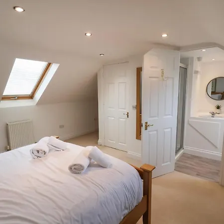 度假居 The Railway Retreat